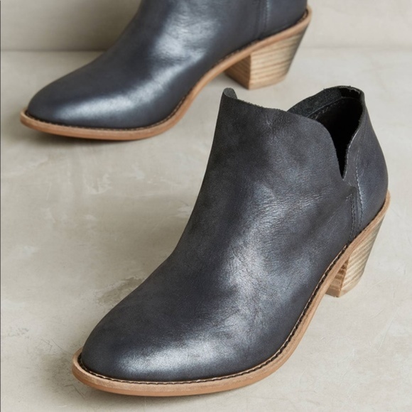 Anthropologie Shoes - Anthro Kelsi Dagger Kanmare Metallic Ankle Booties